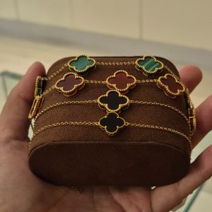 Pulseira Trevos com Pedra Natural